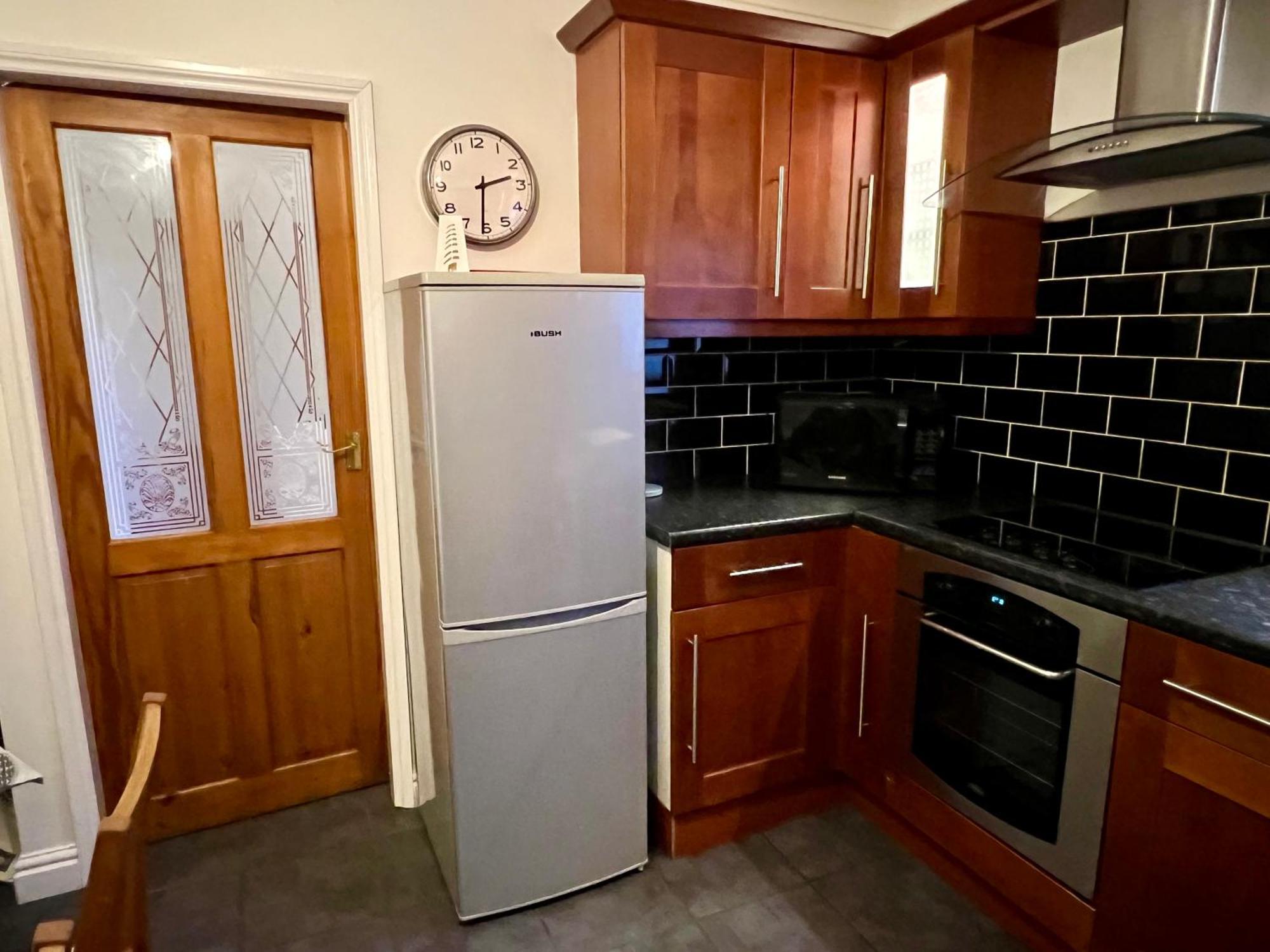 Housefield Stay, Room 4 Stoke-on-Trent Exterior photo